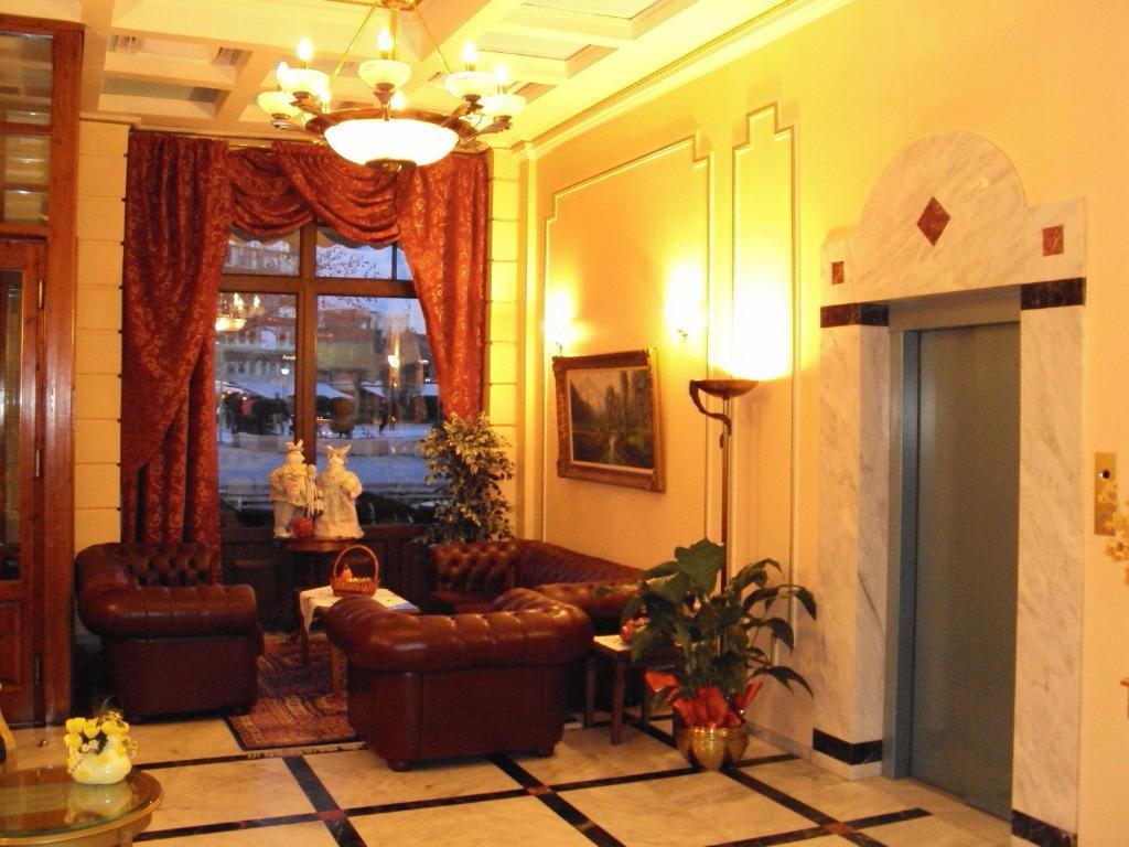 Astoria Hotel Traditional Gümülcine Dış mekan fotoğraf